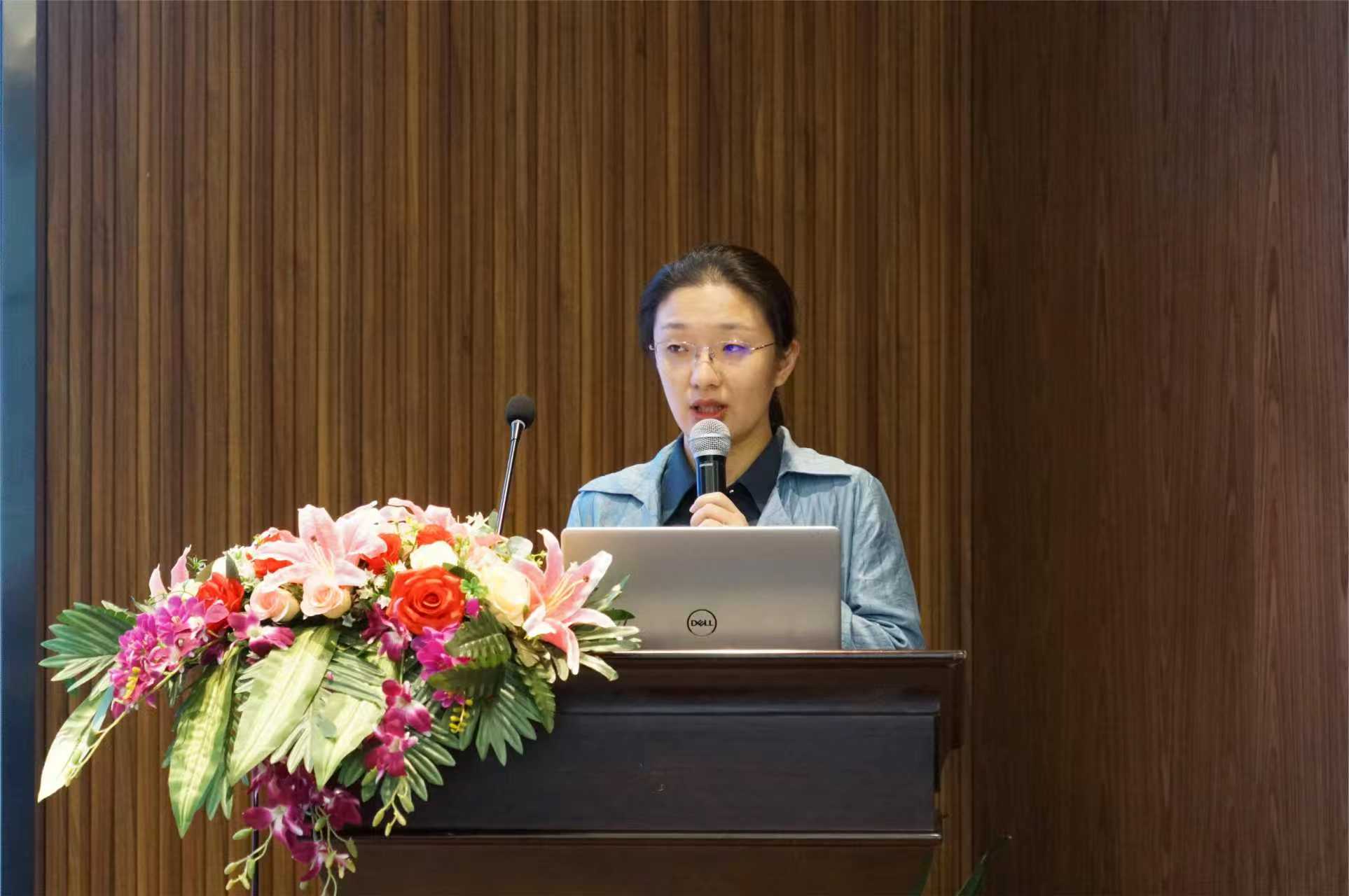 国鸽.jpg 国鸽.jpg